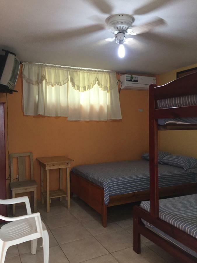 Hostal Sarai 페데르날레스 외부 사진