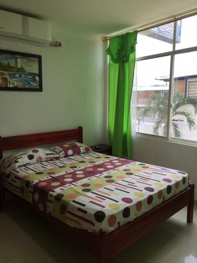 Hostal Sarai 페데르날레스 외부 사진